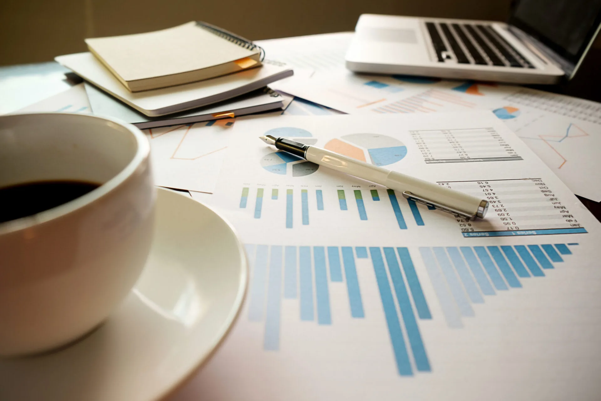 أفضل الأدوات لإدارة الفرق عن بُعد في السعودية